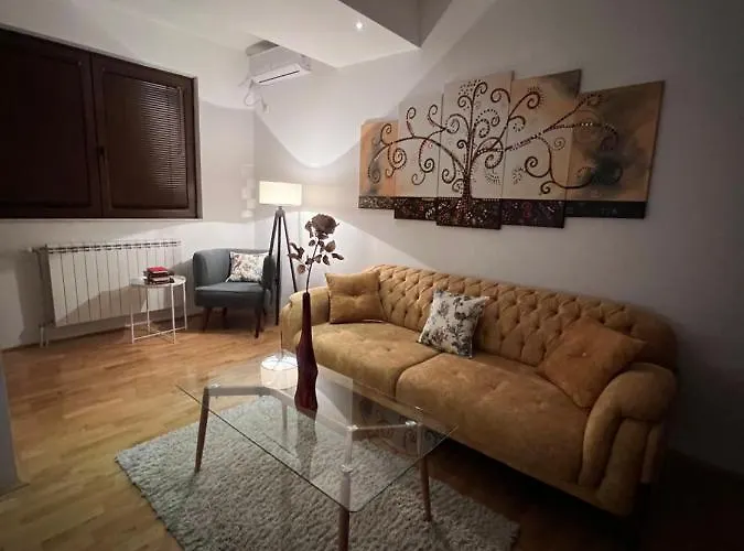 Diamond Of * Escópia